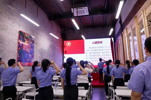 吉安市人民检察院联合吉州区人民检察院、青原区人民检察院开展主题团日活动 2.jpg